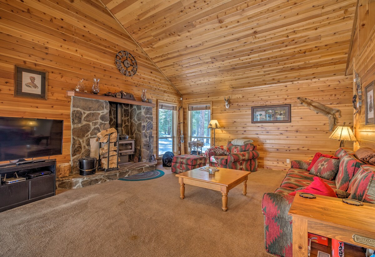 Tahoe Donner Cabin: Lake Access + Private Patio