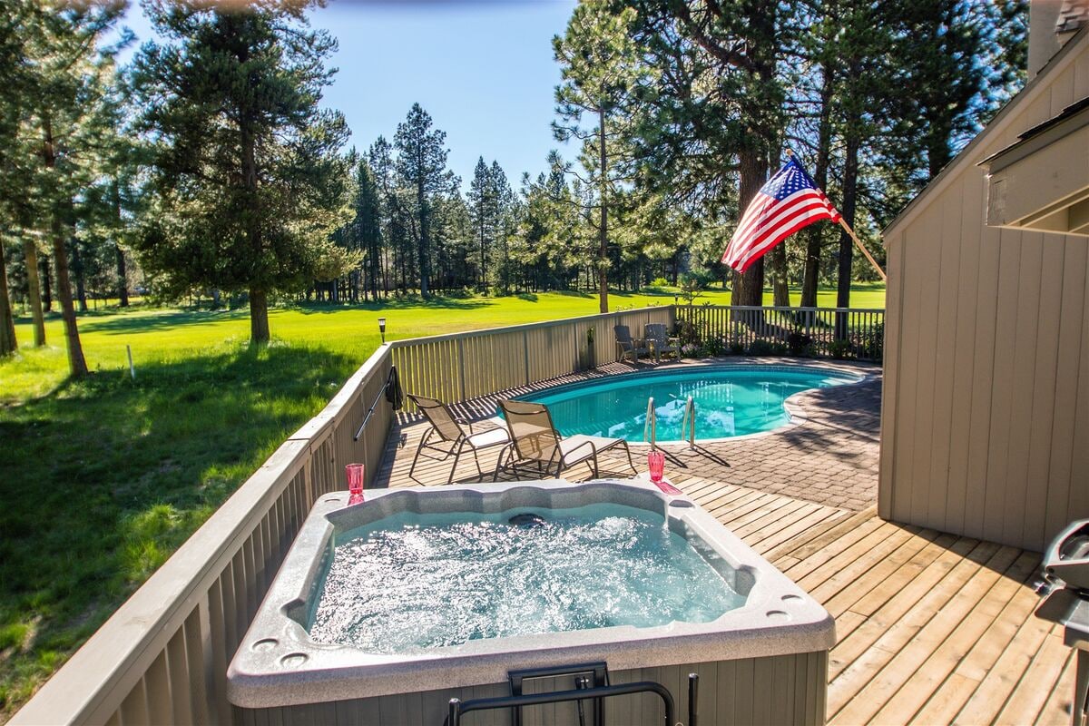 Heated Private Pool, On Golf Course - AUG03