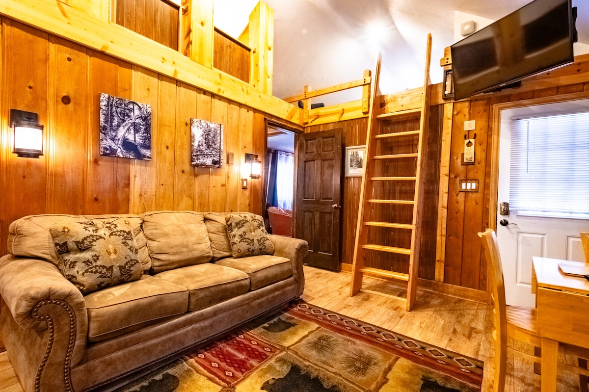 Alpen Way Chalet Mountain Lodge - Bountiful Cabin