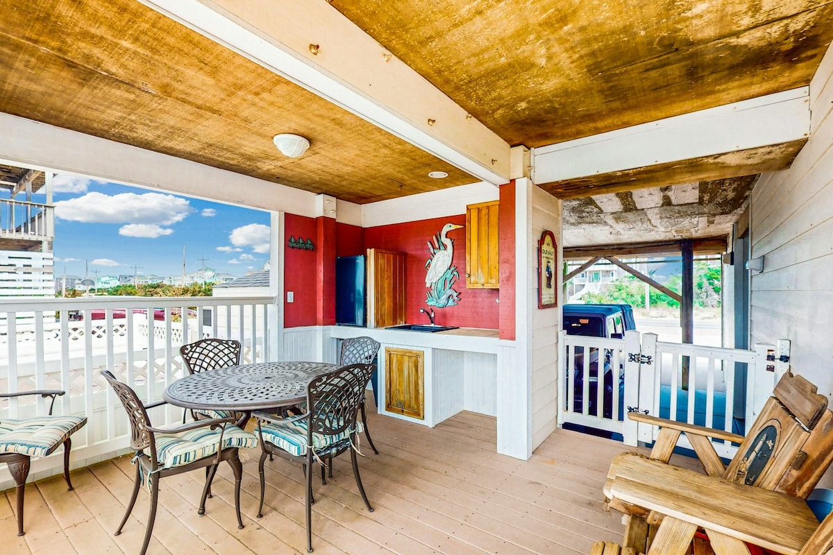 Oceanview 6BR with beach access, pool & game room