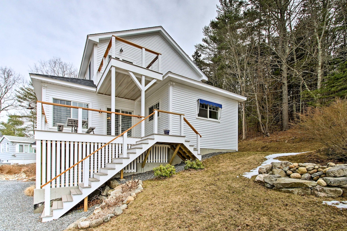 Boothbay Harbor Beach House by Park & Restaurants!