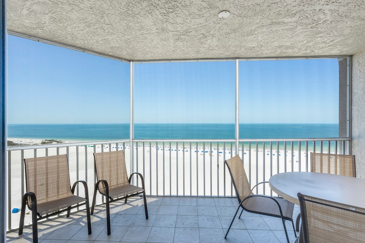 3BR Oceanfront | Patio | Pool | Washer/Dryer