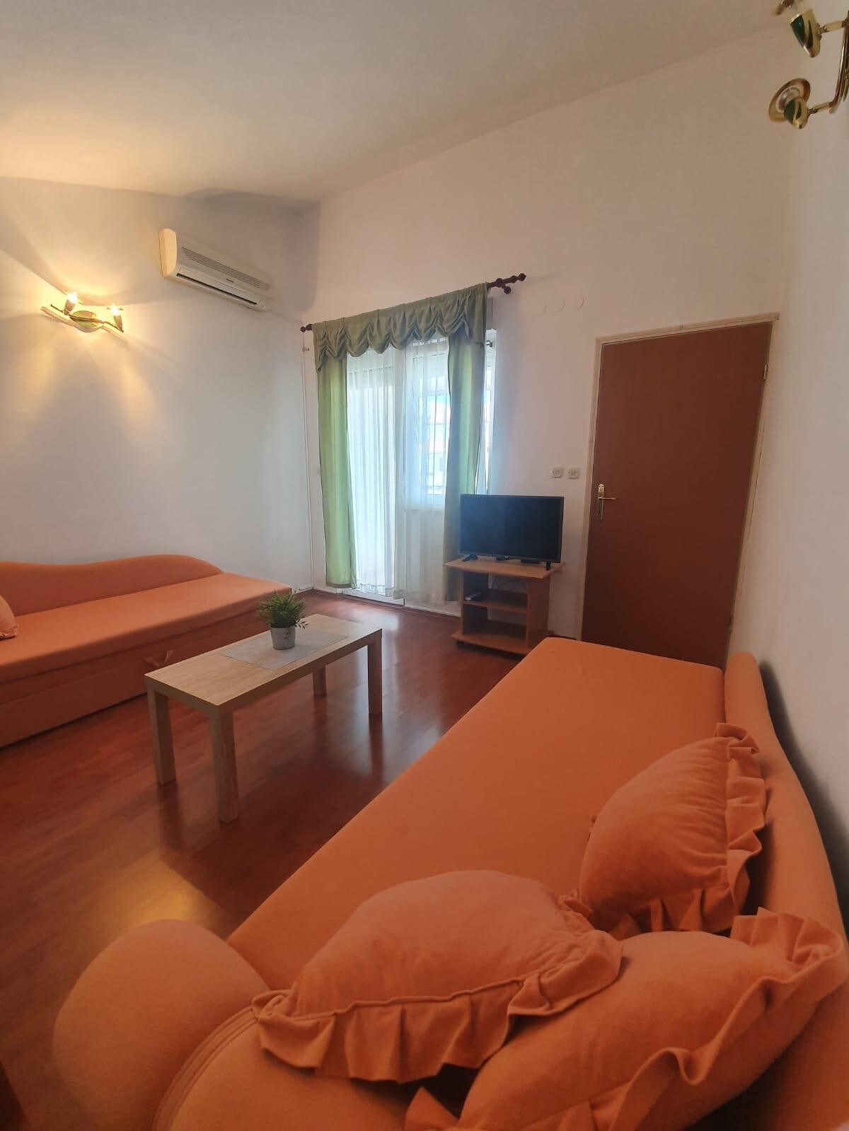 A-15386-b One bedroom apartment with balcony