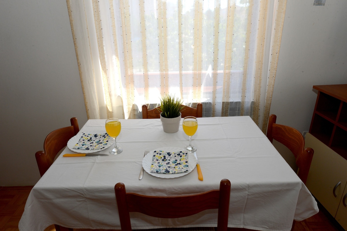 A-15338-d One bedroom apartment with terrace and