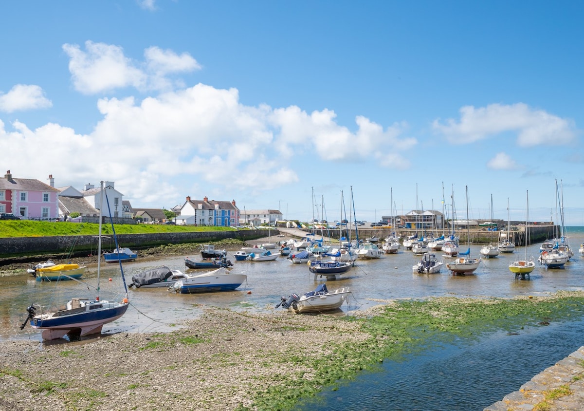 Angorfa Aberaeron Apartment