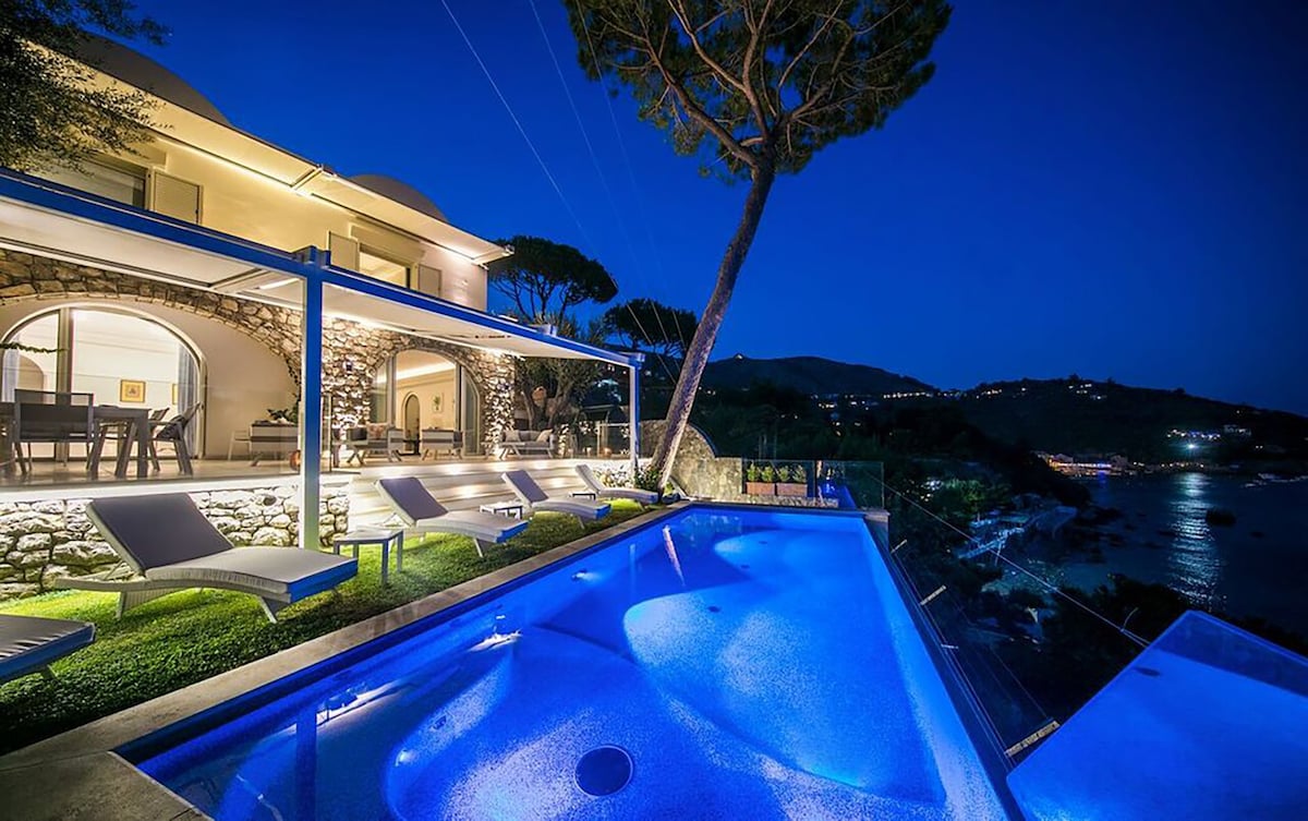 Amore Rentals - Villa di Lusso Ibiscus 1 con Pisci