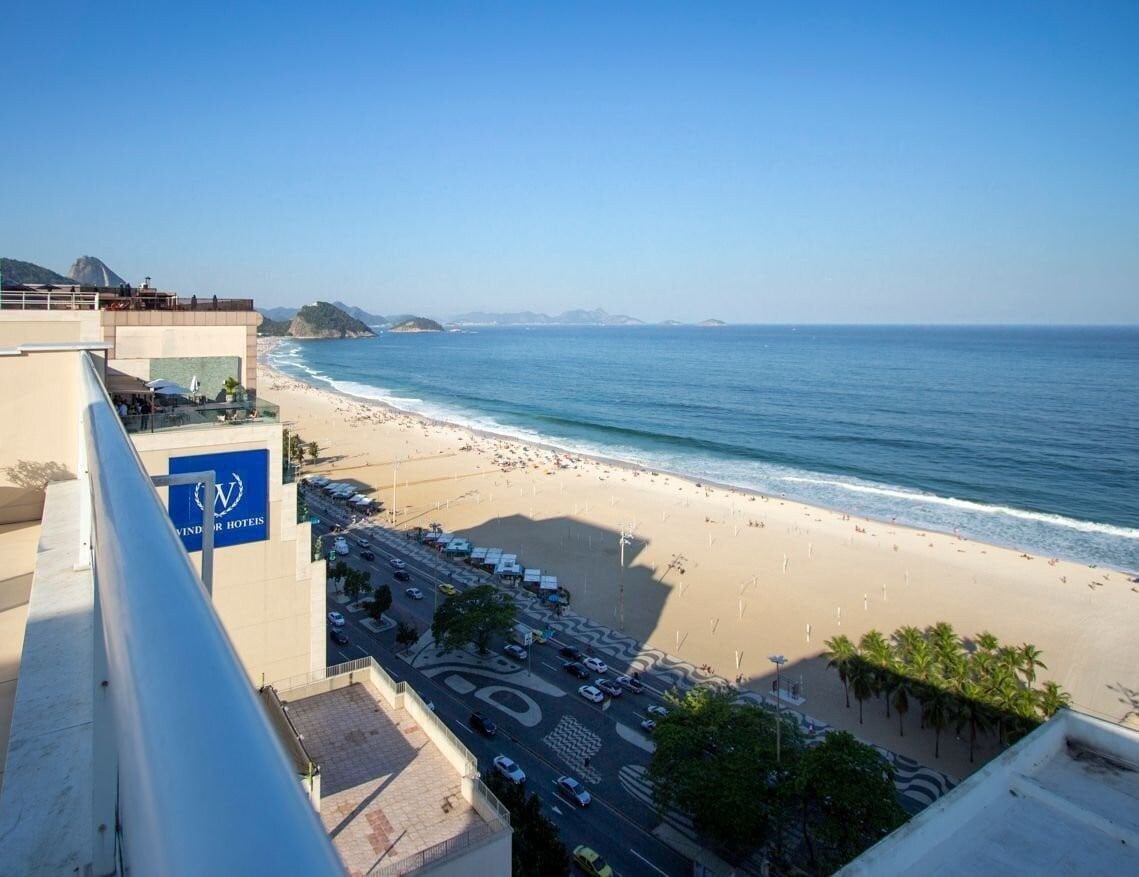 LINE Rio ： 302 Atlantic -可欣赏海景的美丽阳台、全景露台和科帕卡巴纳海滩的车库！