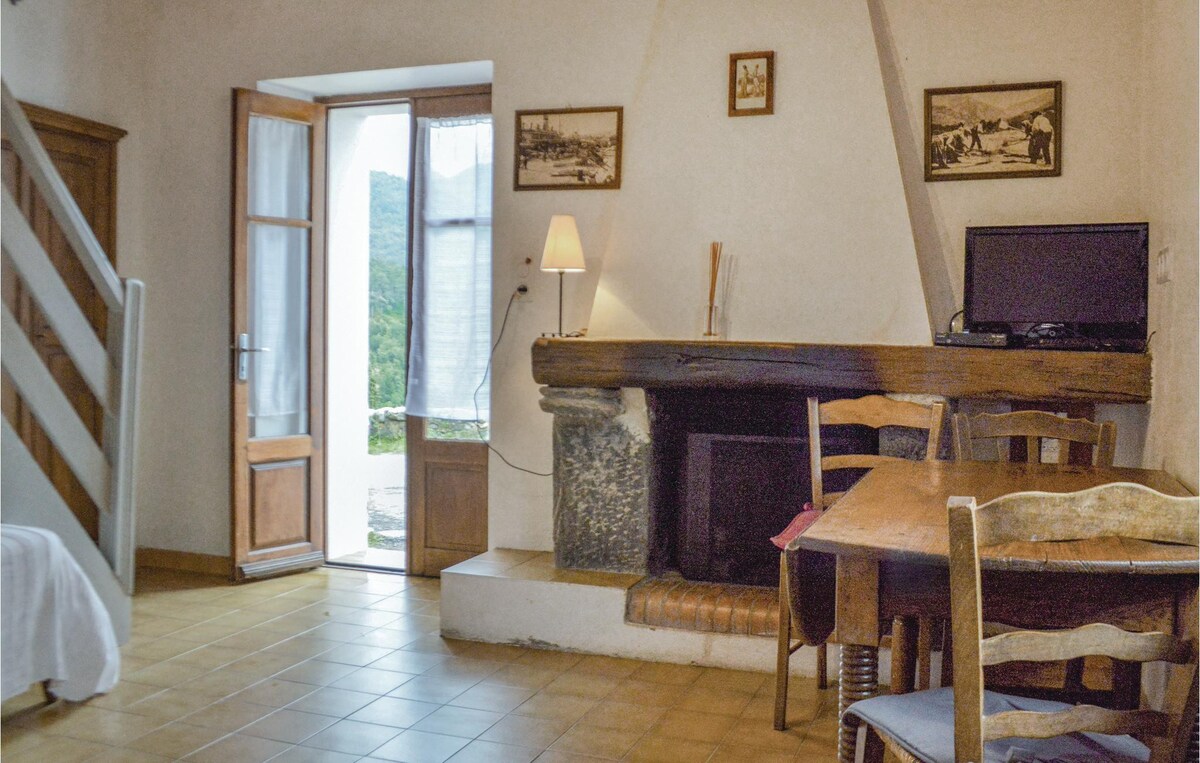 圣洛伦祖的漂亮房源，有2间卧室和无线网络