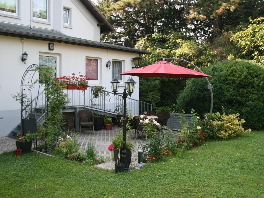 公寓标准一卫花园景观