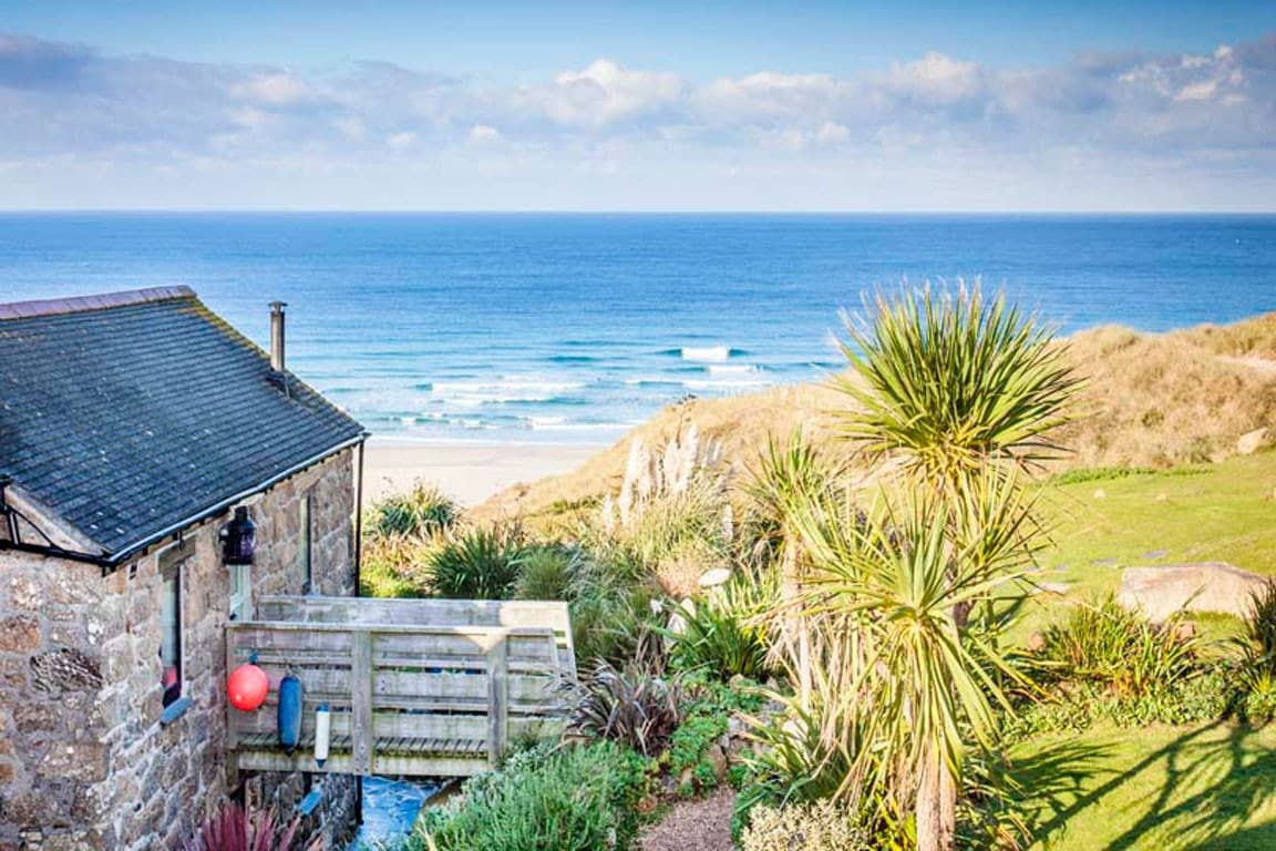 Girl Annie, Beach Cottage, Great Sea-Views, Garden