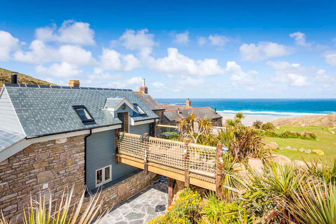 Sandpipers, Beach Cottage, Great Sea Views, Patio