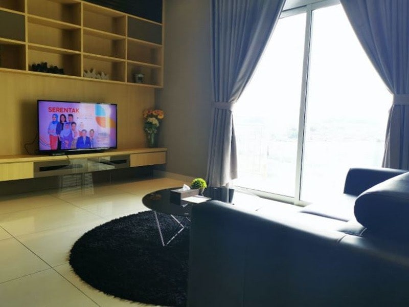 Premier 3 Bedroom Apartment With Private Pool B