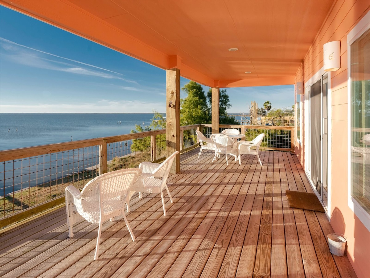 Lillybet's Landing | Sunset Views + Private Pier