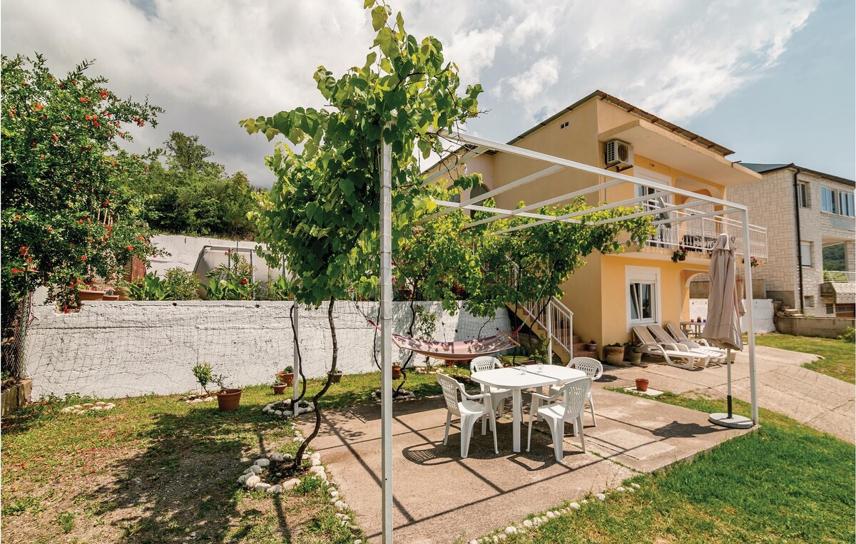 Awesome home in Herceg Novi with s and WiFi