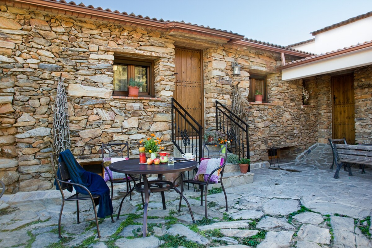 Romantic house for 2 people with jacuzzi