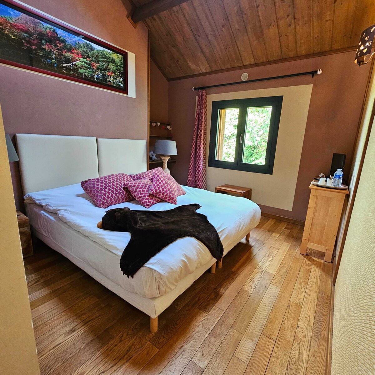 The Gaia guest room