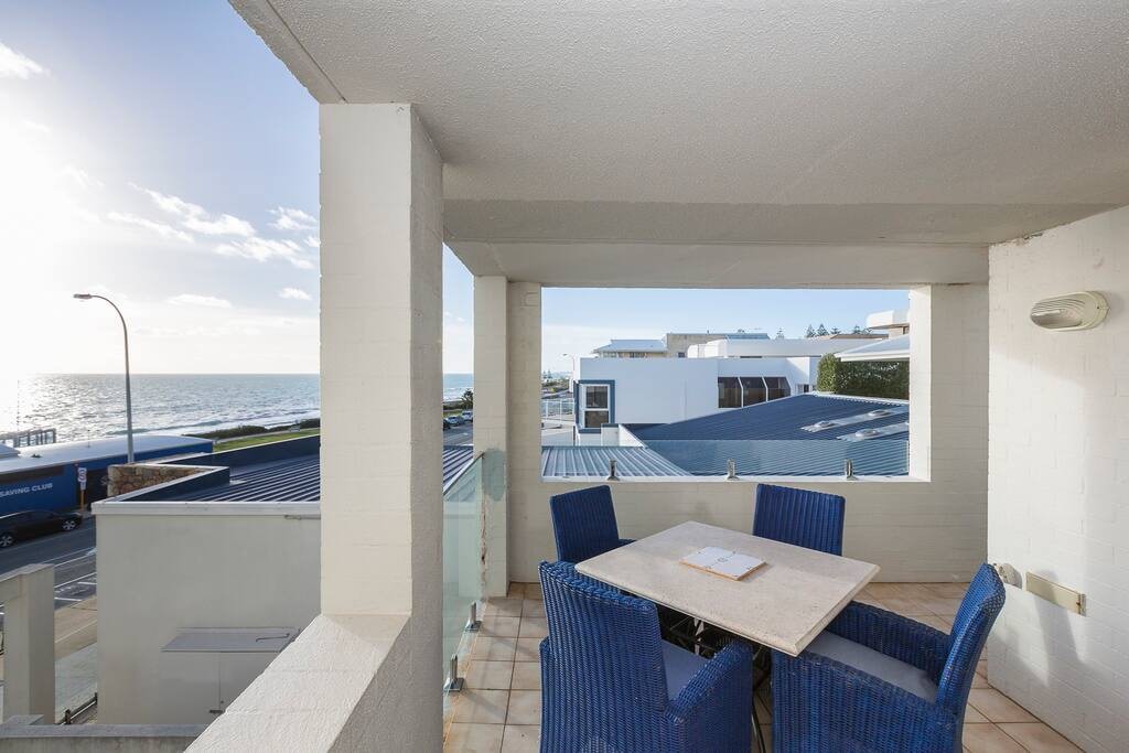 Cottesloe Blue Apartment - Executive Escapes