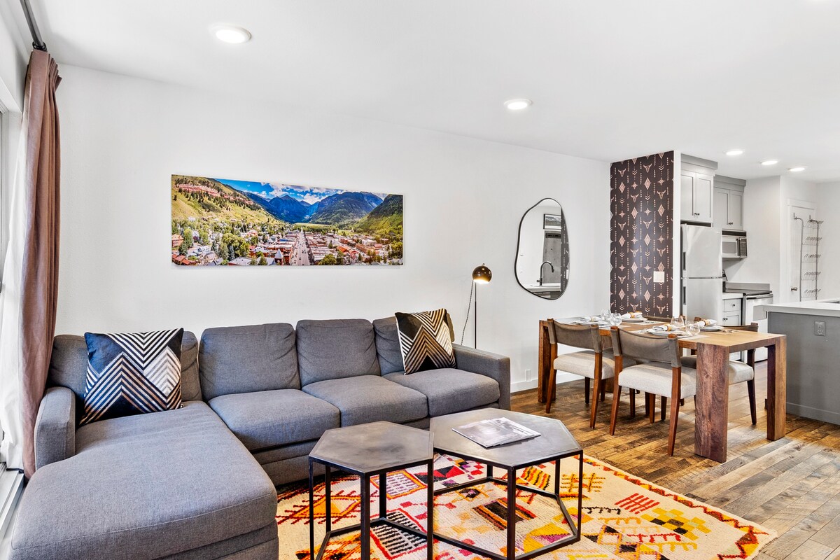 Downtown Fall Line 308 by Lodging In Telluride