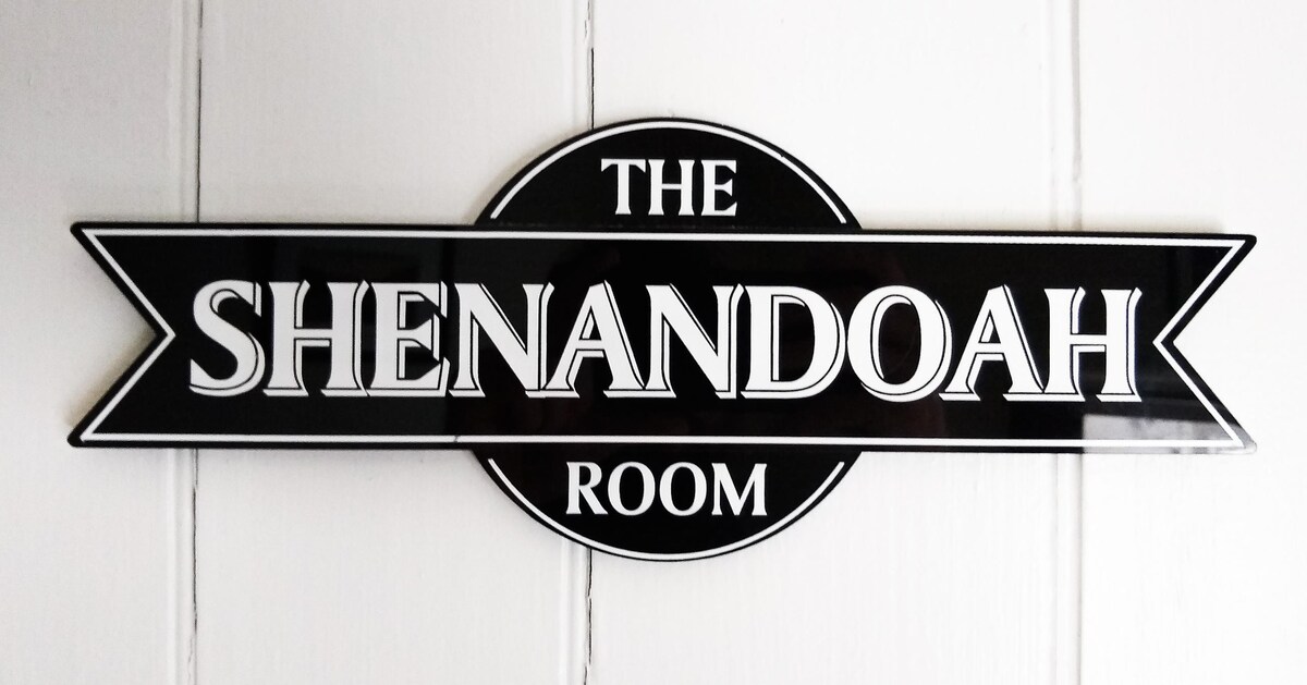 房源位于市中心历史悠久的市中心- Shenandoah