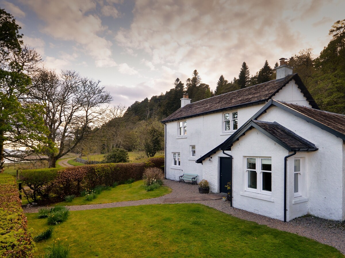 Cliff Cottage