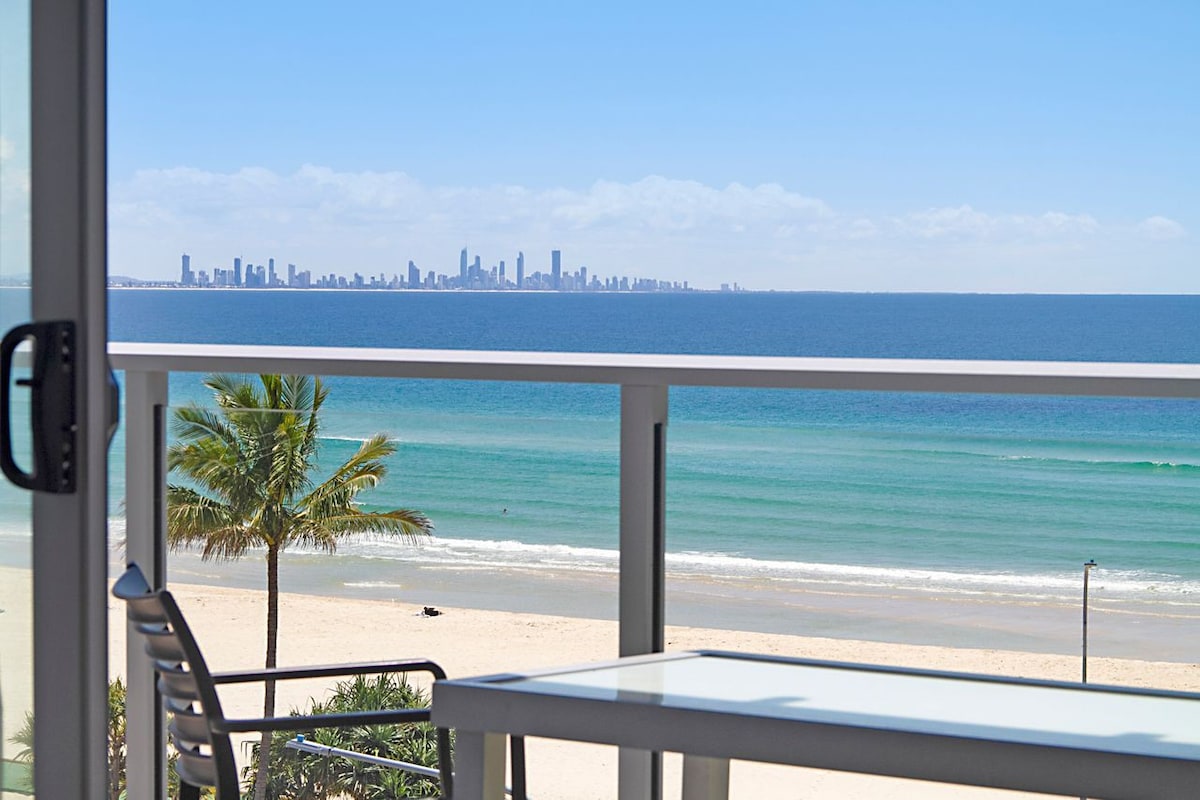 Kirra Gardens 17 - Beachfront