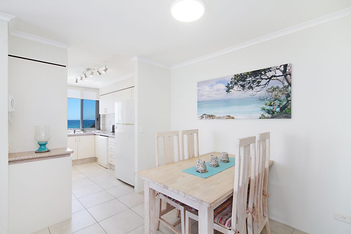 Kirra Gardens 17 - Beachfront