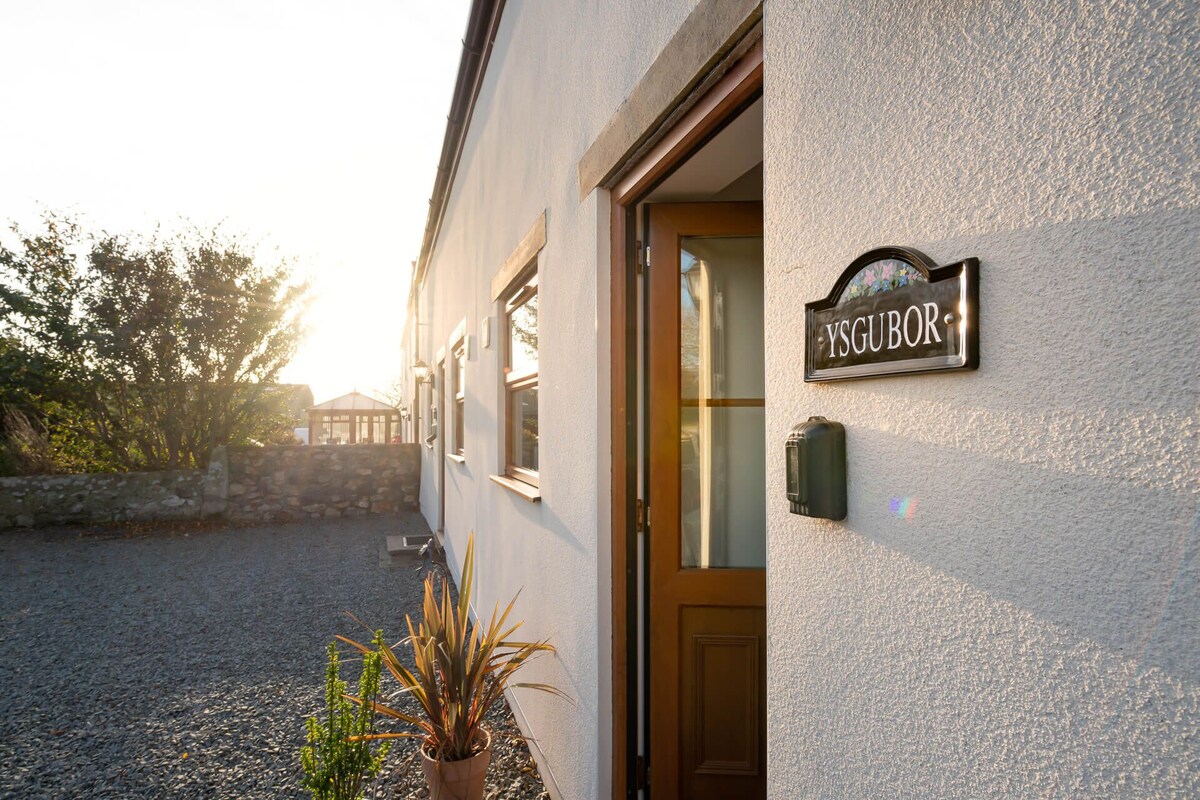 The Granary at Glan Gors