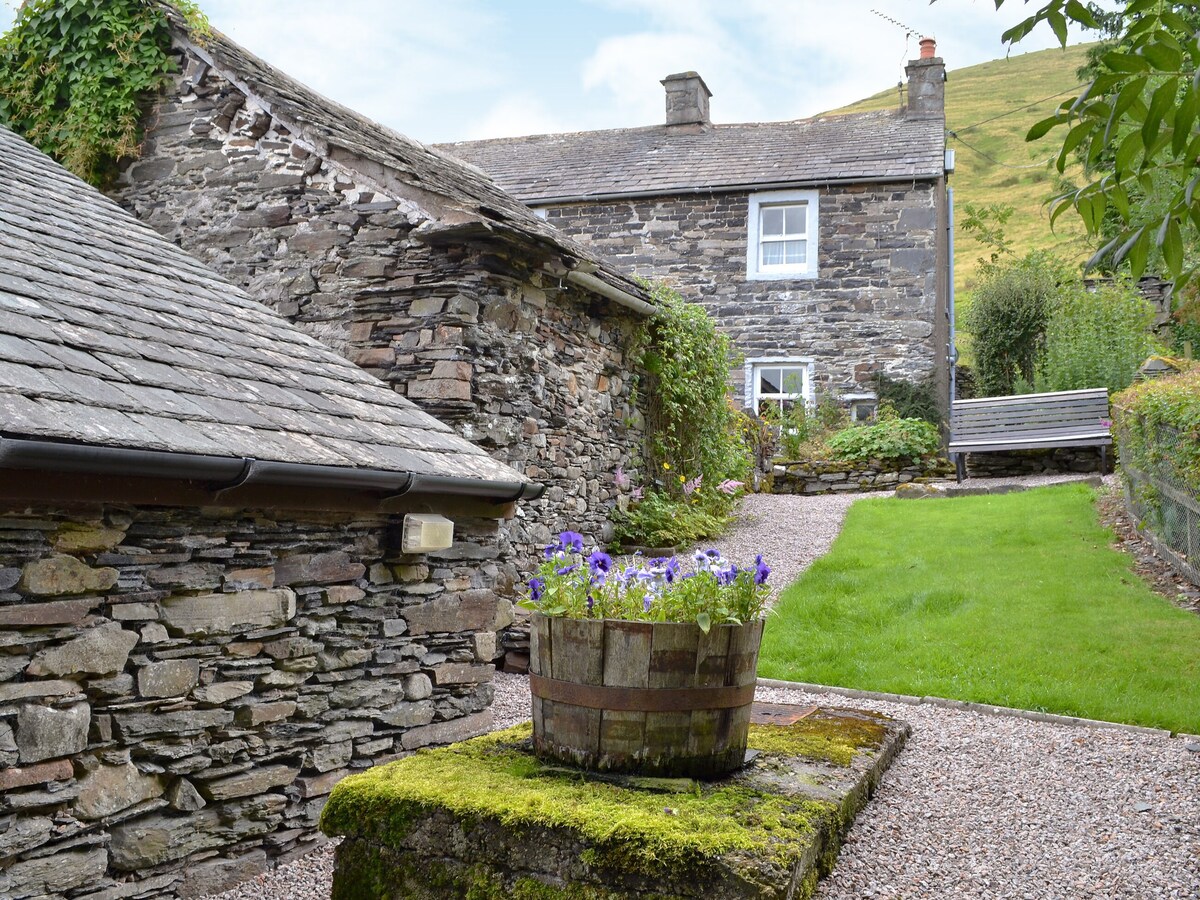 Ingle Neuk Cottage