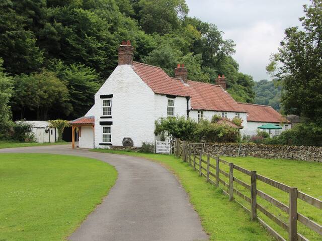 Rievaulx, near Helmsley的民宿