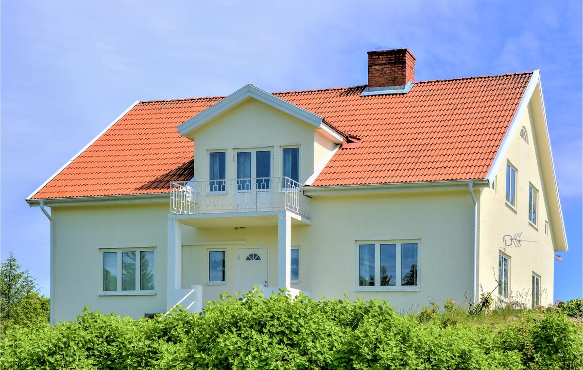 Beautiful home in Mariannelund with WiFi