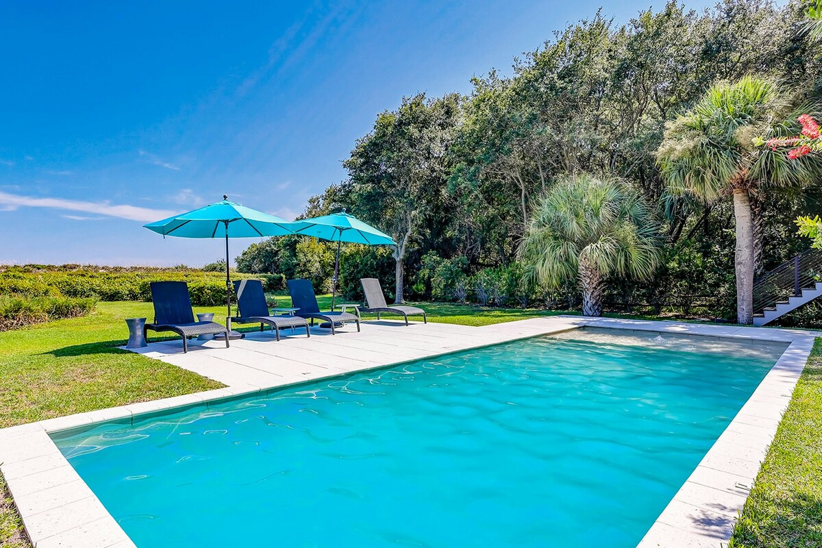 Stunning 5BR Oceanfront Dog Friendly | Pool