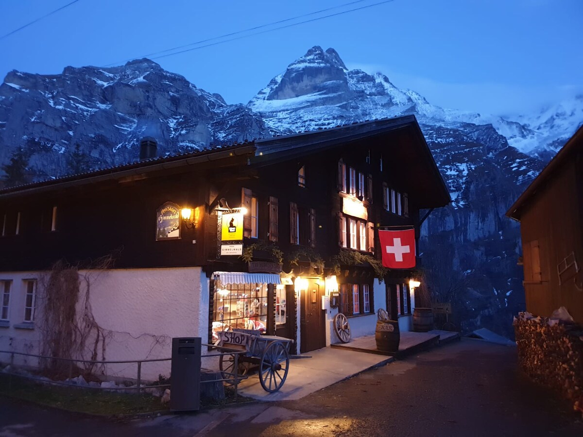 Pension Gimmelwald ，双床房