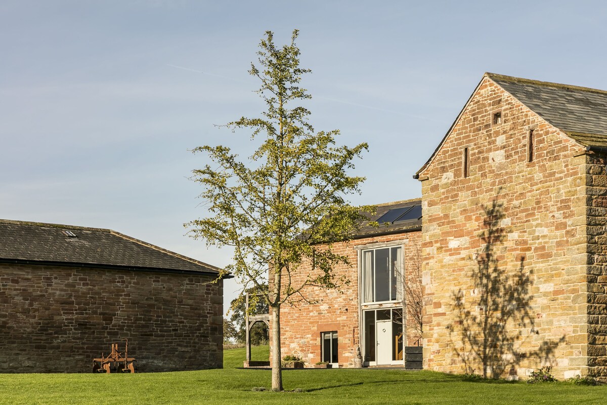 Threshing Barn