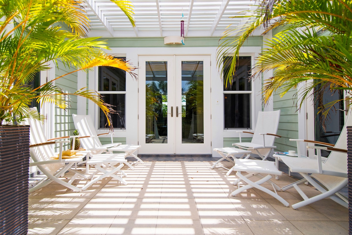 Pomegranate Cottage by Grand Cayman Villas