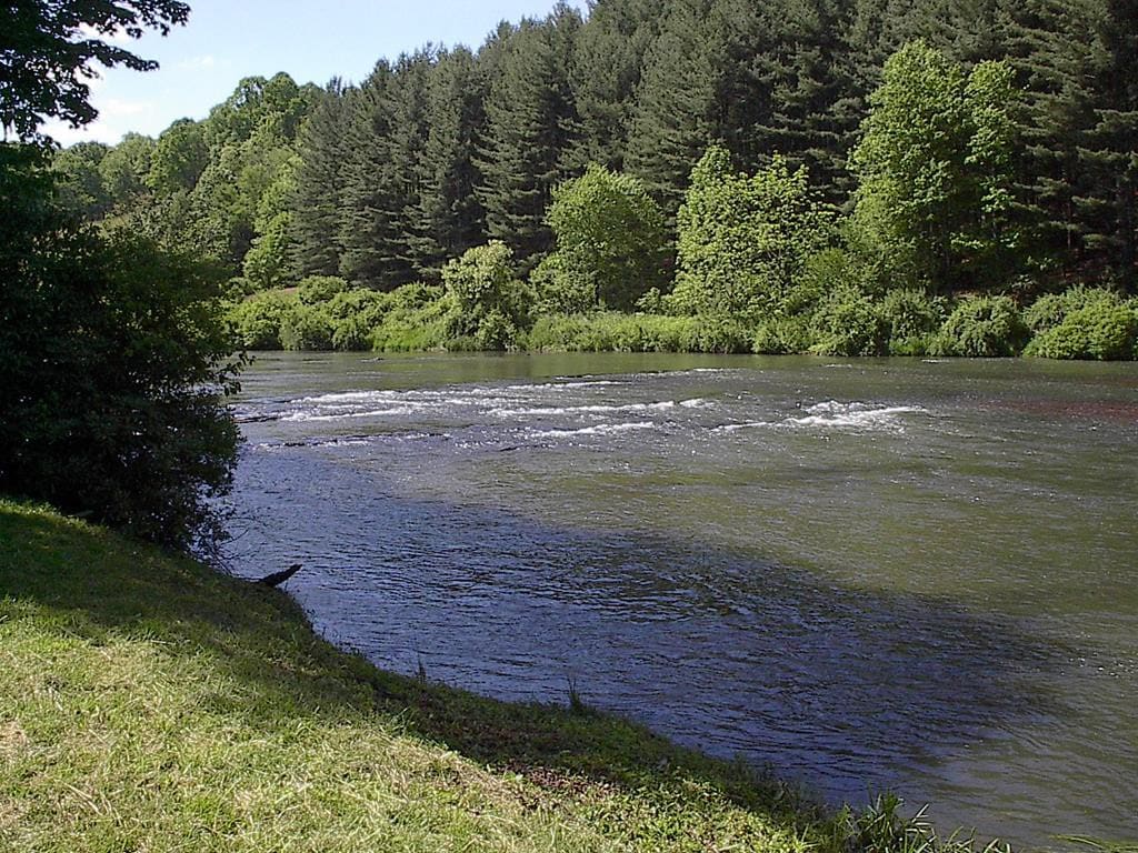 Greyson's River Ridge Retreat - Laurel Springs, NC