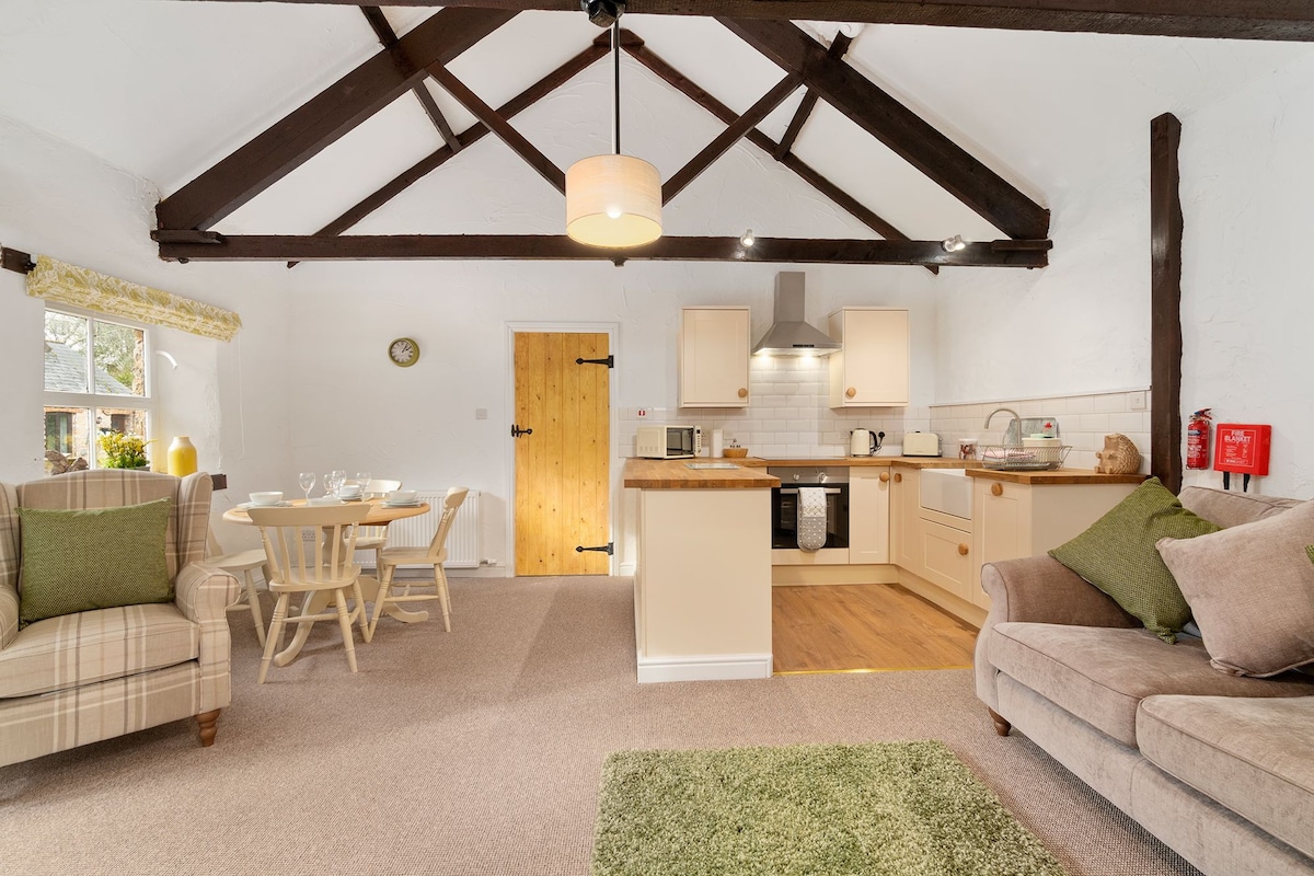 Daisy Cottage, Marldon, Paignton, Devon