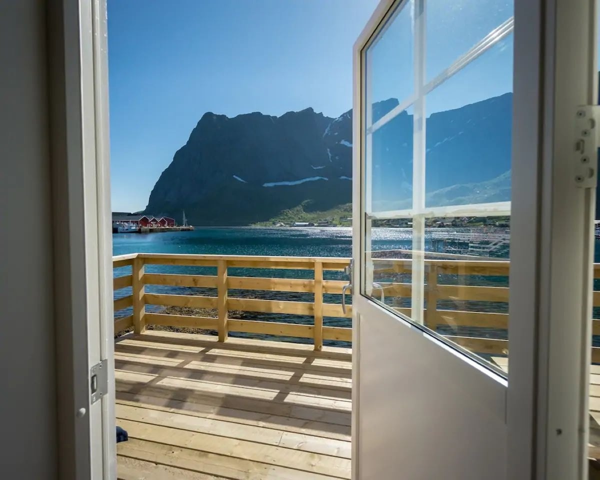 Reine seaview cabin