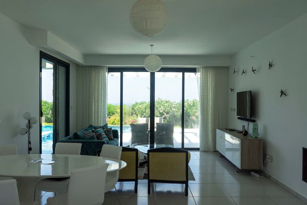 Joya Cyprus Seaside Luxurious Villa