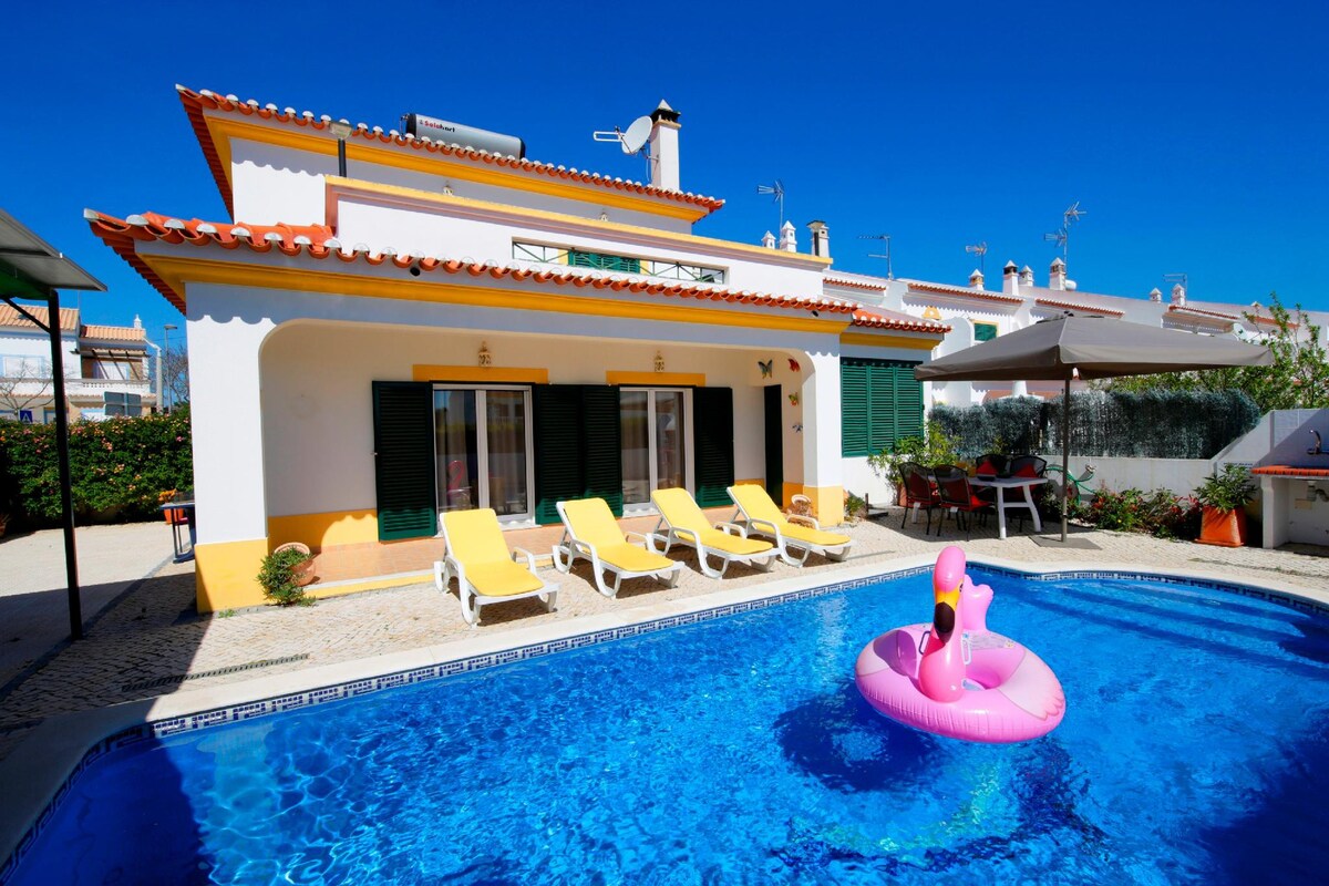 Villa Regato/With Pool, Close to Beach & Village