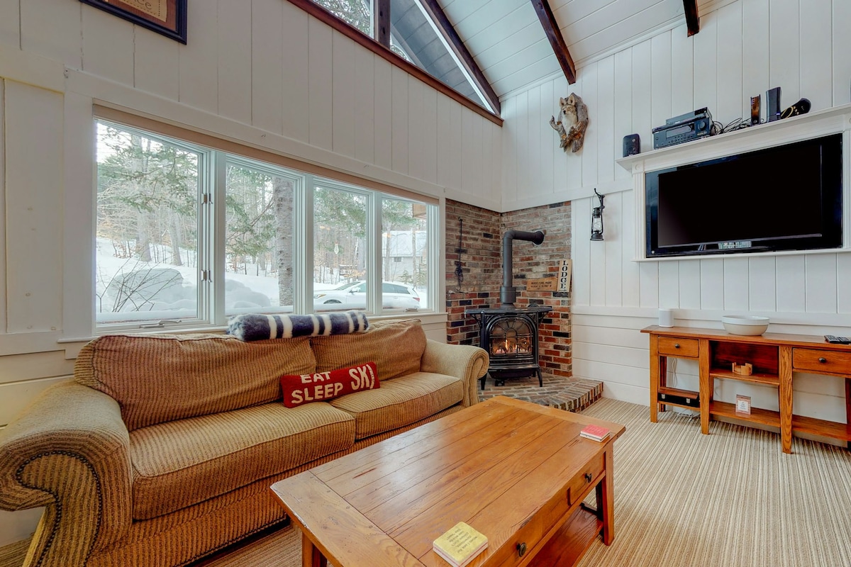 Cozy 3BR Ski In/Out Mountainview Ski In/Out Dog Fr