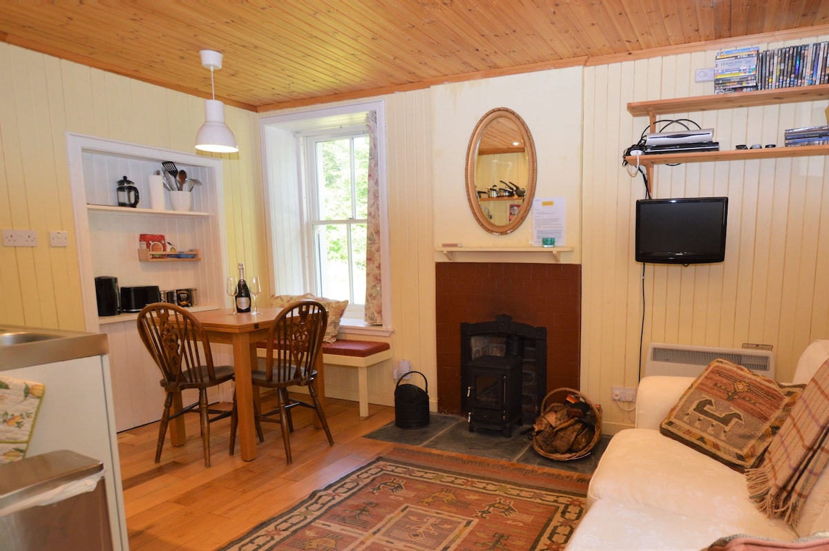 Glenbranter  Cottage, peaceful, romantic,