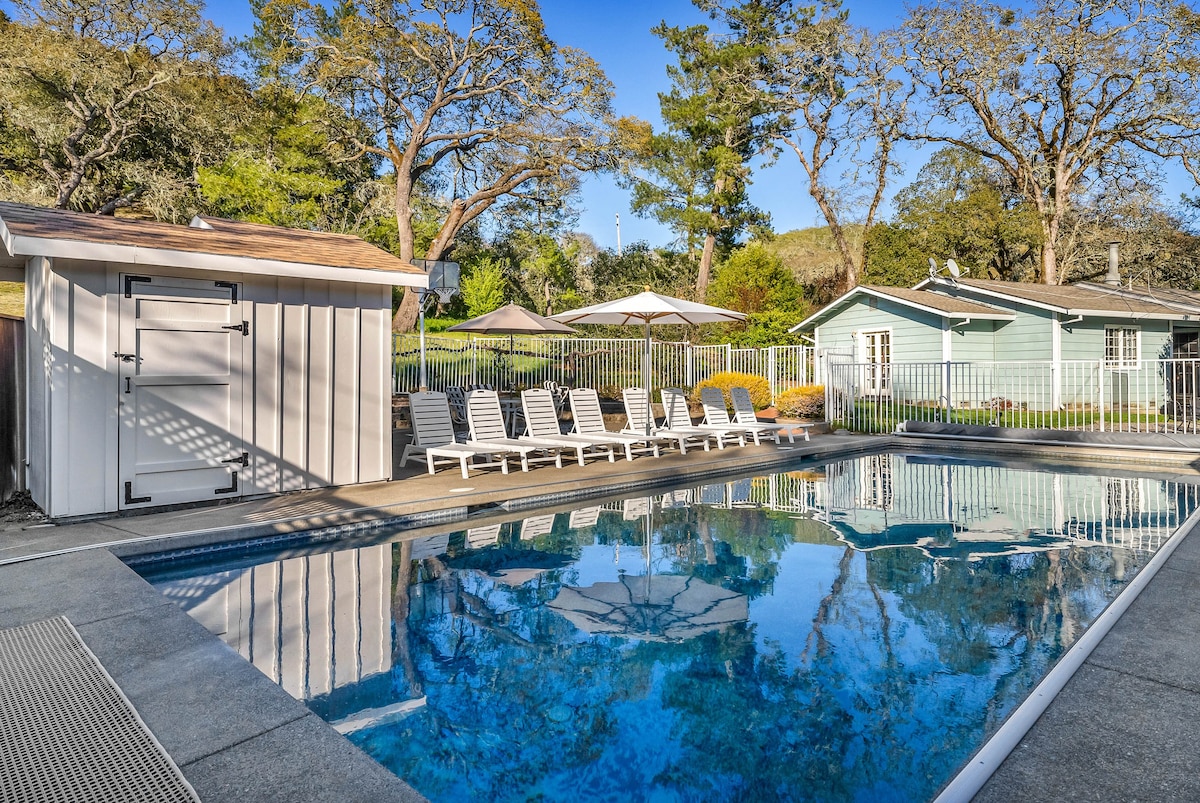 Wine Country Retreat w/ Pool, 10 Mi to Dtwn Sonoma