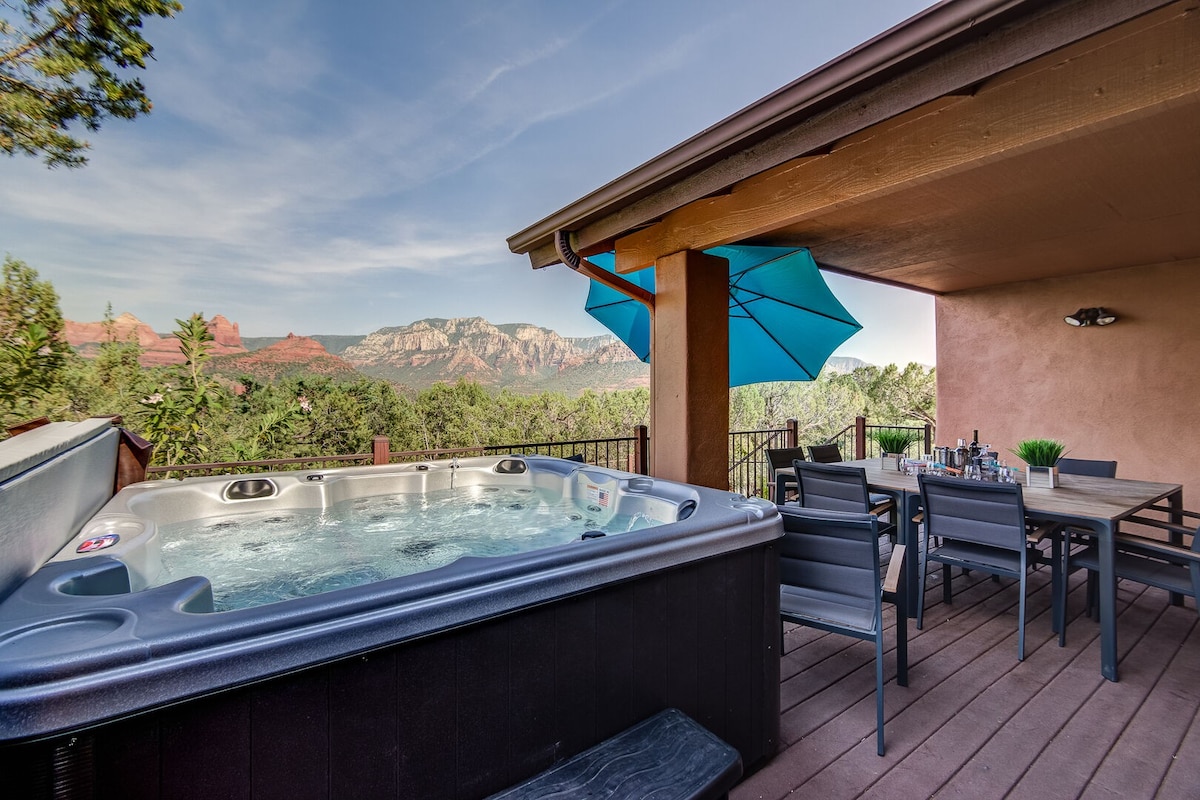 Sedona Dream Estate Amazing Views, Deck + Hot Tub!