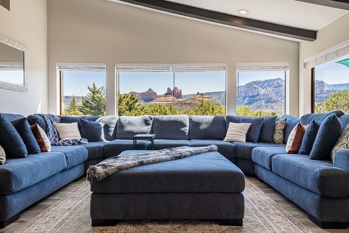 Sedona Dream Estate Amazing Views, Deck + Hot Tub!