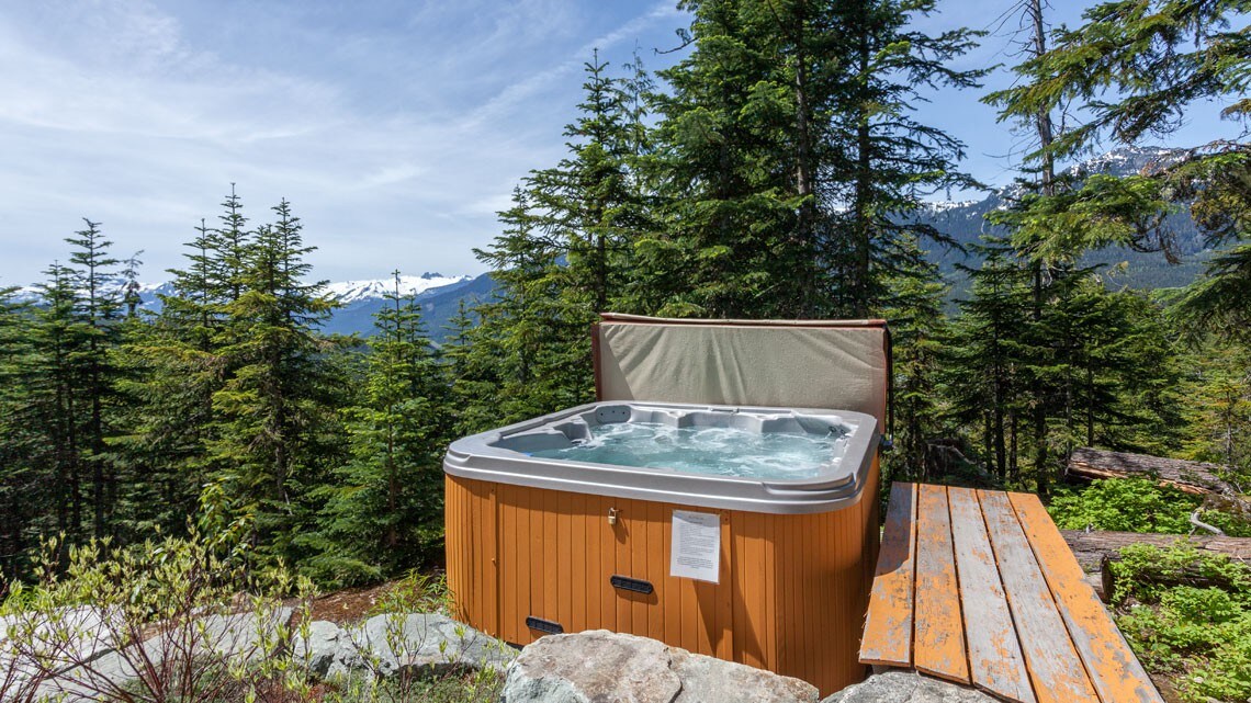 山坡滑雪度假木屋，带私人热水浴缸， T泳池
