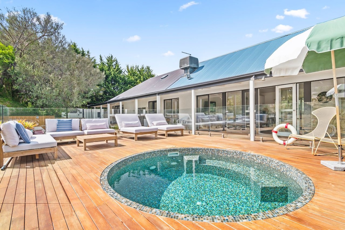 Peaceful Retreat with gas heated plunge pool