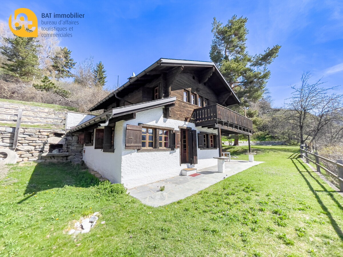 Vercoquin n° 35,  chalet with garden and balcony