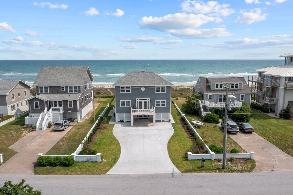 Vance Cottage - Ocean Front Home