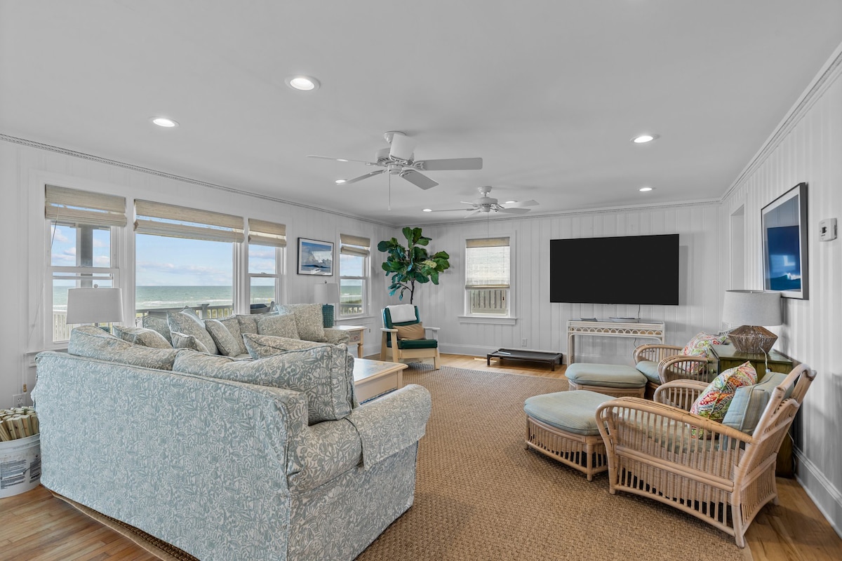 Vance Cottage - Ocean Front Home