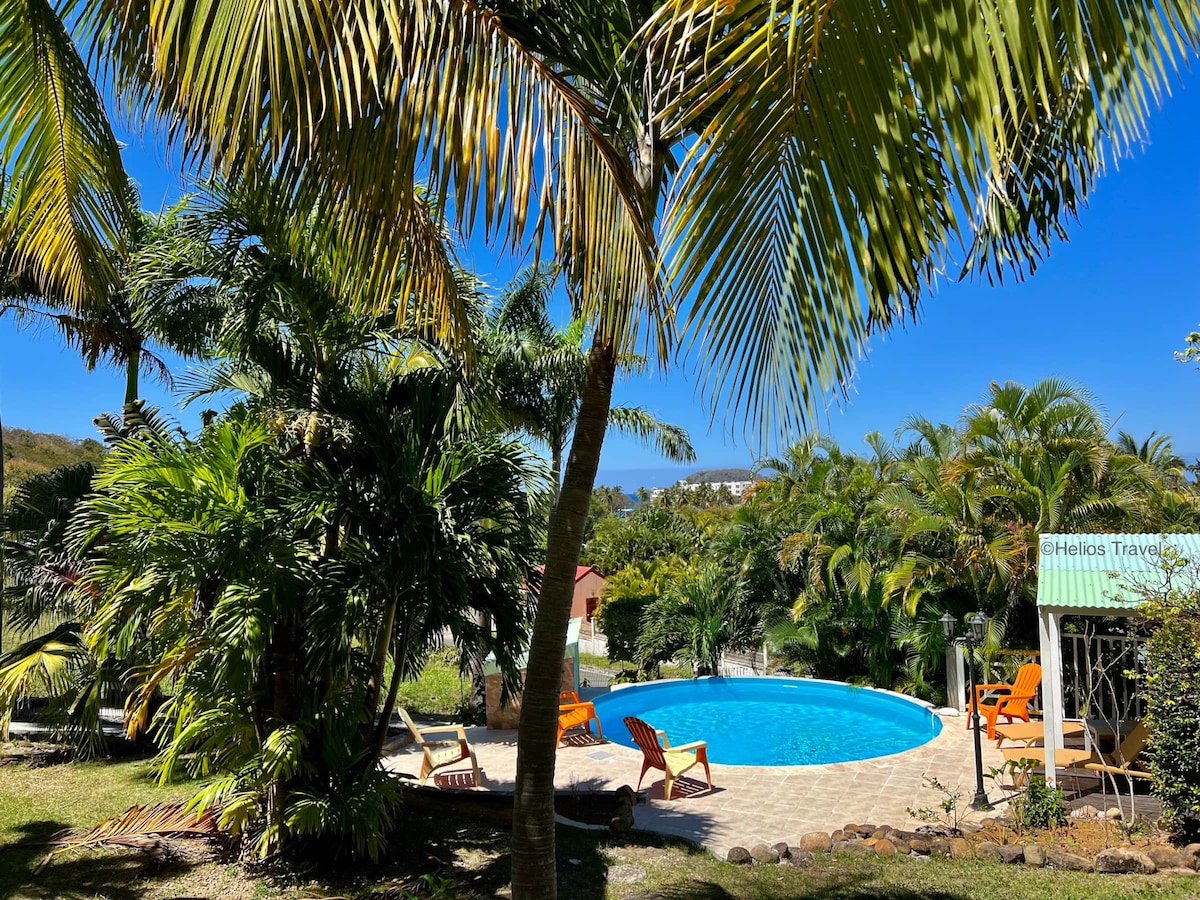 Villa Cajou 3 chambres, piscine, vue mer à 400 m